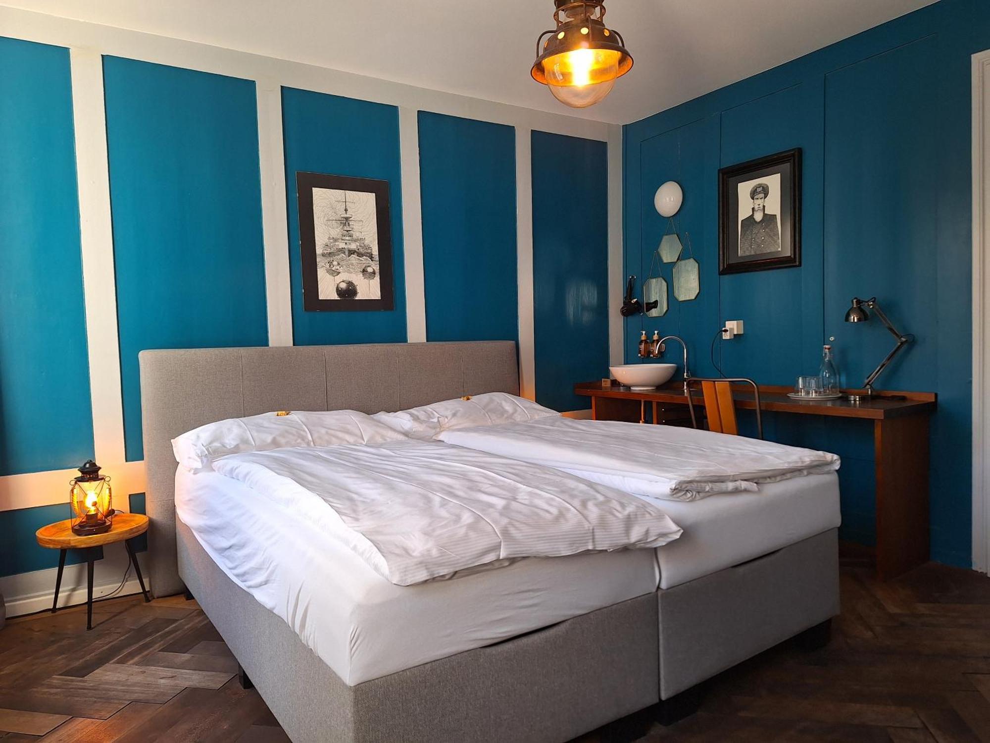 Hotel Landhaus होटल